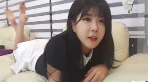 许允美TV - 好奇男人们为什么喜欢脚-97LZTD-1710