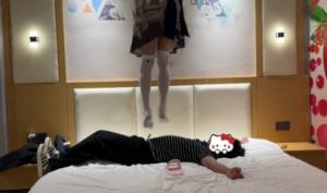 【喵咔】全体重丨跳踩丨Lolita 白丝+拖鞋全体重踩头踩脖子踩脸单脚残忍-97LZTD-450500